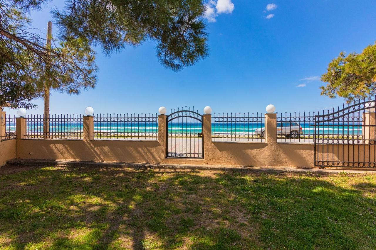 Galazia Akti Seaside Apartments Nikiti  Ngoại thất bức ảnh