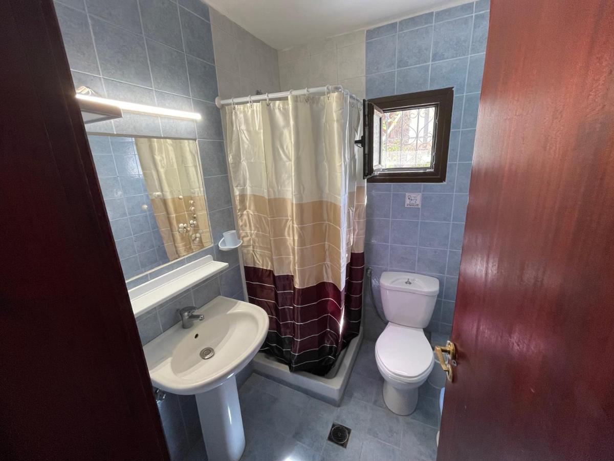 Galazia Akti Seaside Apartments Nikiti  Ngoại thất bức ảnh