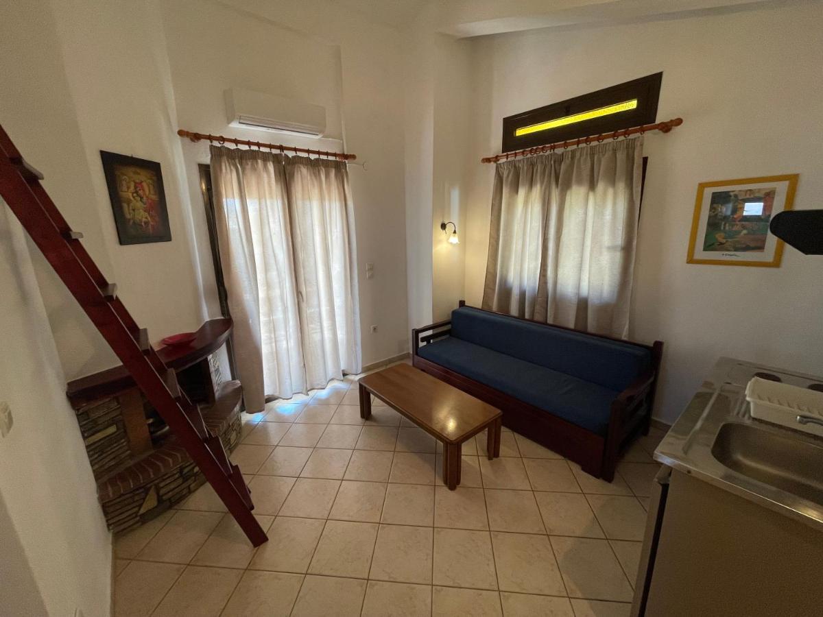 Galazia Akti Seaside Apartments Nikiti  Ngoại thất bức ảnh