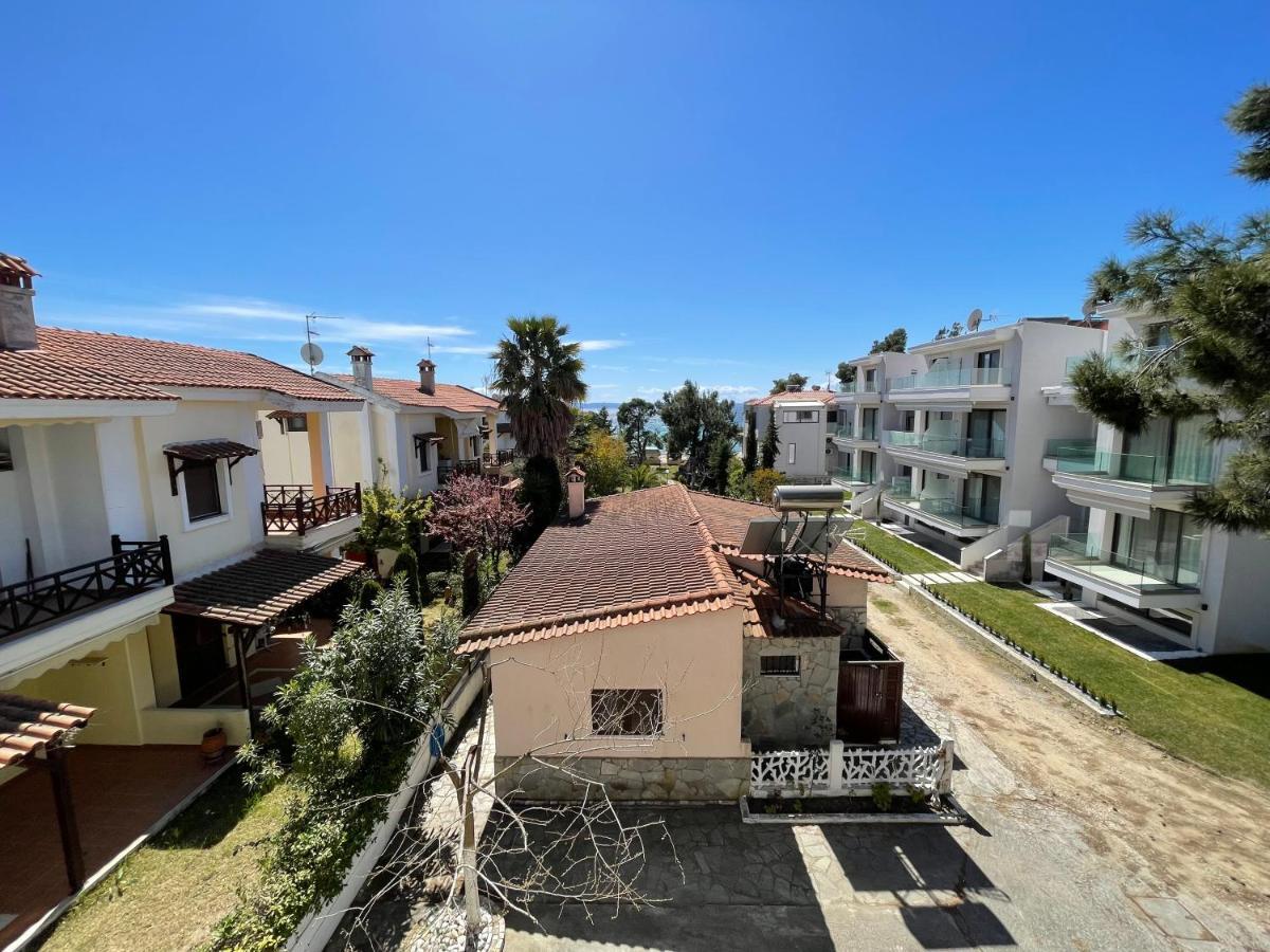 Galazia Akti Seaside Apartments Nikiti  Ngoại thất bức ảnh