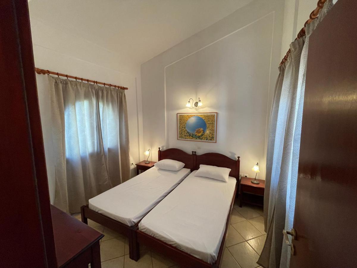 Galazia Akti Seaside Apartments Nikiti  Ngoại thất bức ảnh